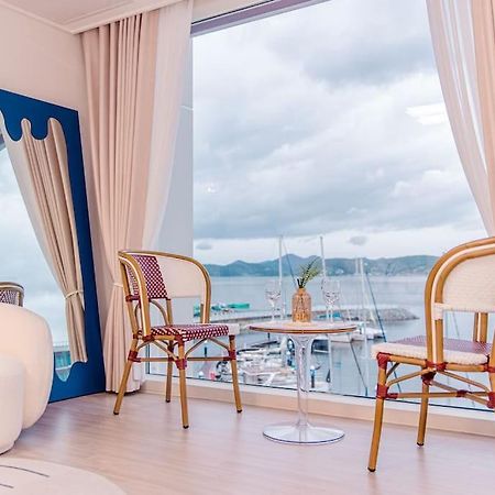 The Castle Ocean Suite ヨス市 エクステリア 写真
