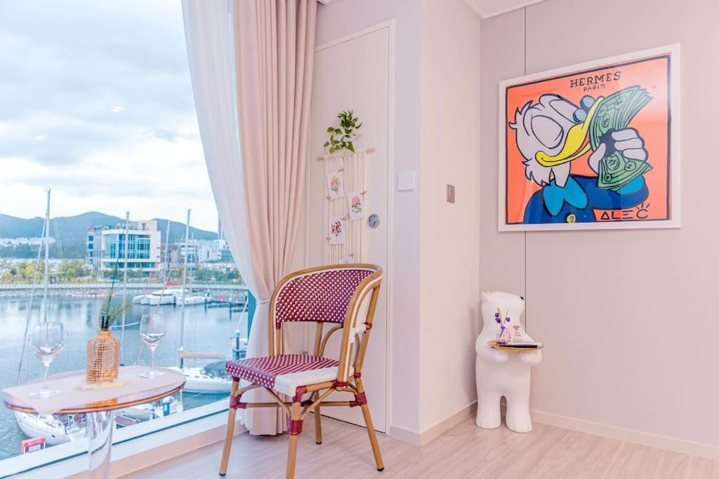 The Castle Ocean Suite ヨス市 エクステリア 写真