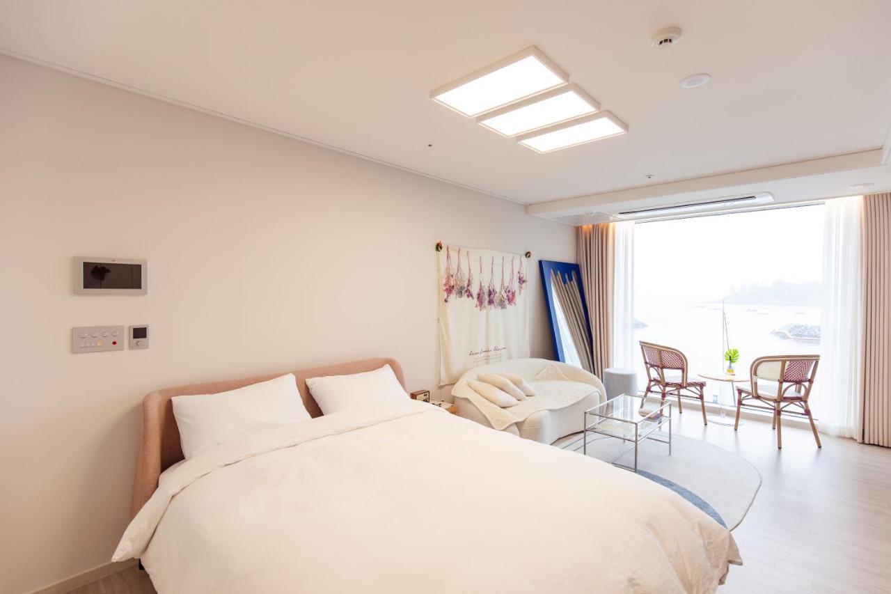 The Castle Ocean Suite ヨス市 エクステリア 写真