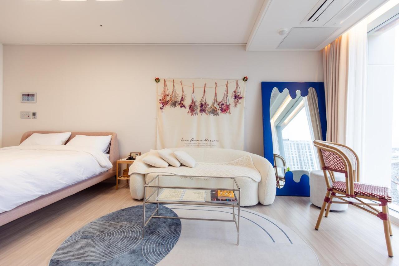 The Castle Ocean Suite ヨス市 エクステリア 写真